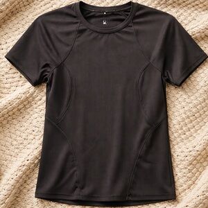 Spyder Charcoal Short Sleeve Tee size small